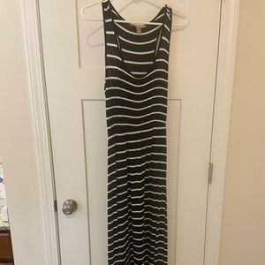Black and white maxi dress